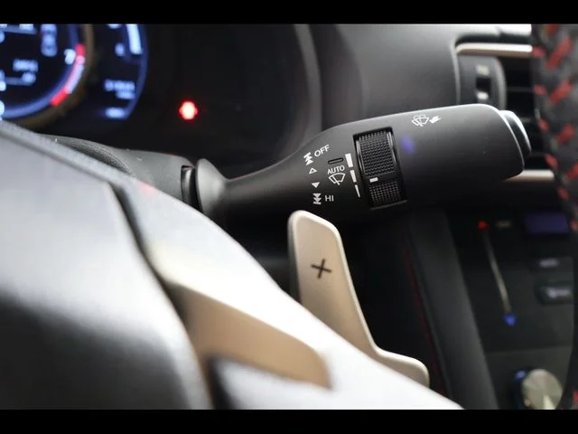 Used 2018 Silver Lexus 300 image 26