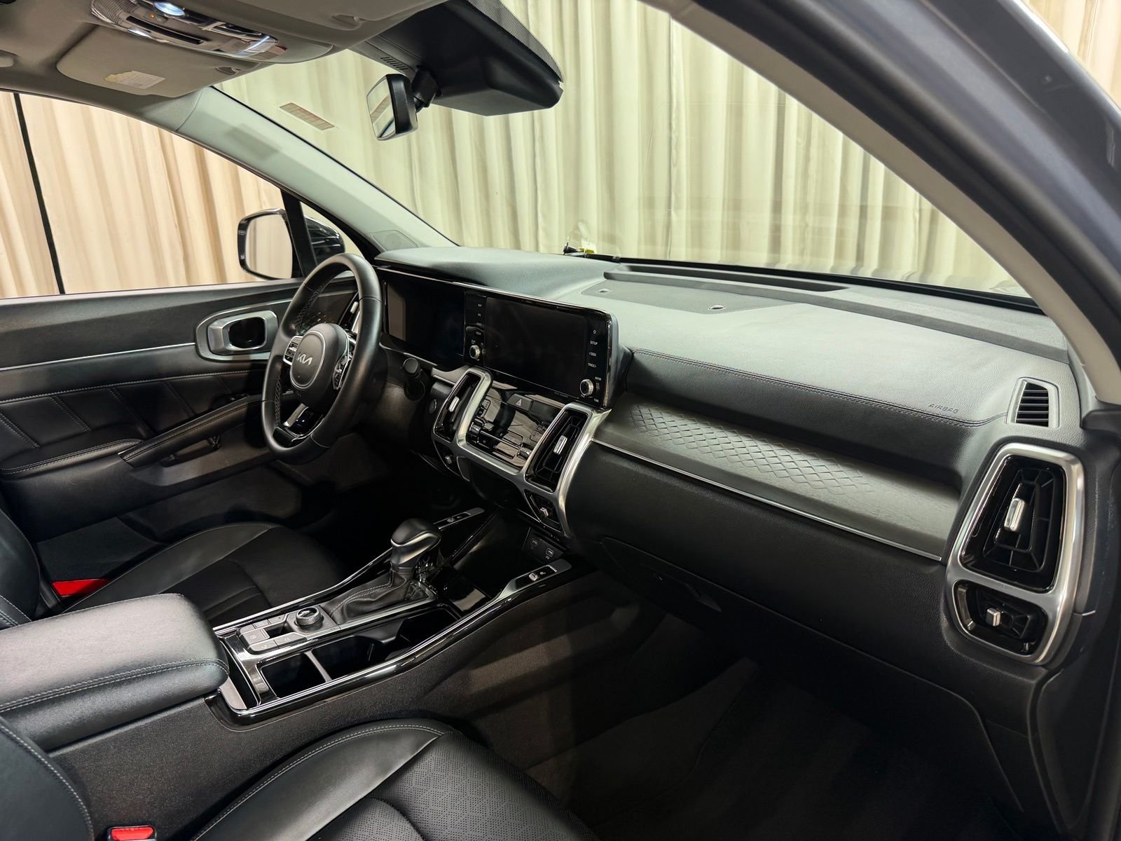 Used 2023 Silver Kia SX image 45
