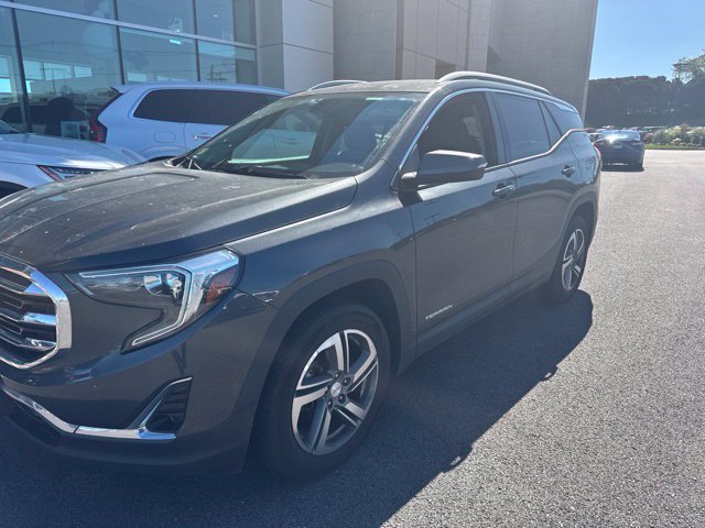 Used 2018 Graphite Gray Metallic GMC SLT image 1