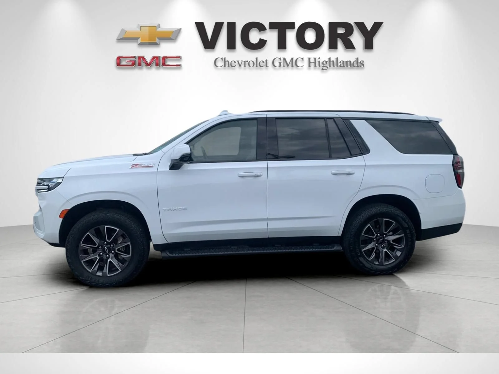 Used 2023 Summit White Chevrolet Z71 image 6