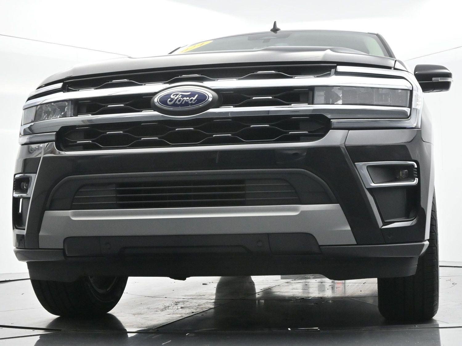 Used 2024 Agate Black Ford Limited image 55