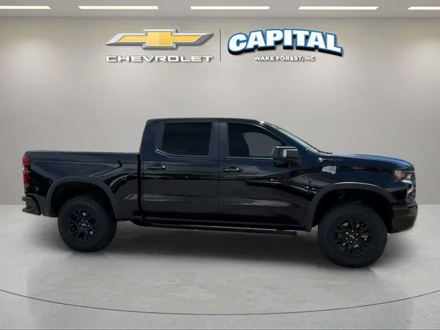 Used 2023 Black Chevrolet ZR2 image 6