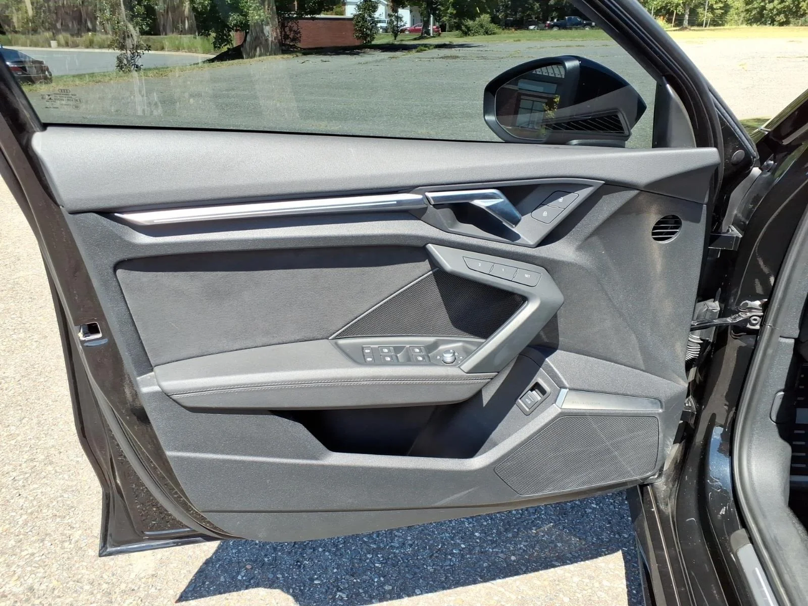 Used 2022 Mythos Black Metallic Audi  image 29