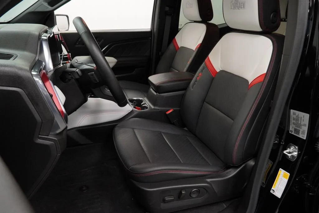 Used 2024 Onyx Black GMC AT4X image 6