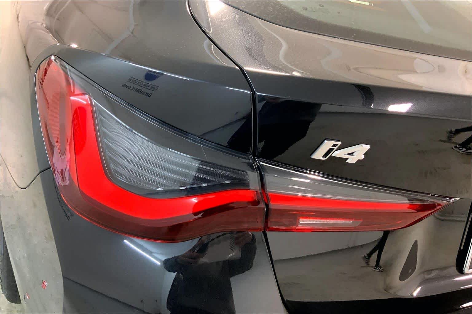 New 2026 Black Sapphire Metallic BMW xDrive40 image 14