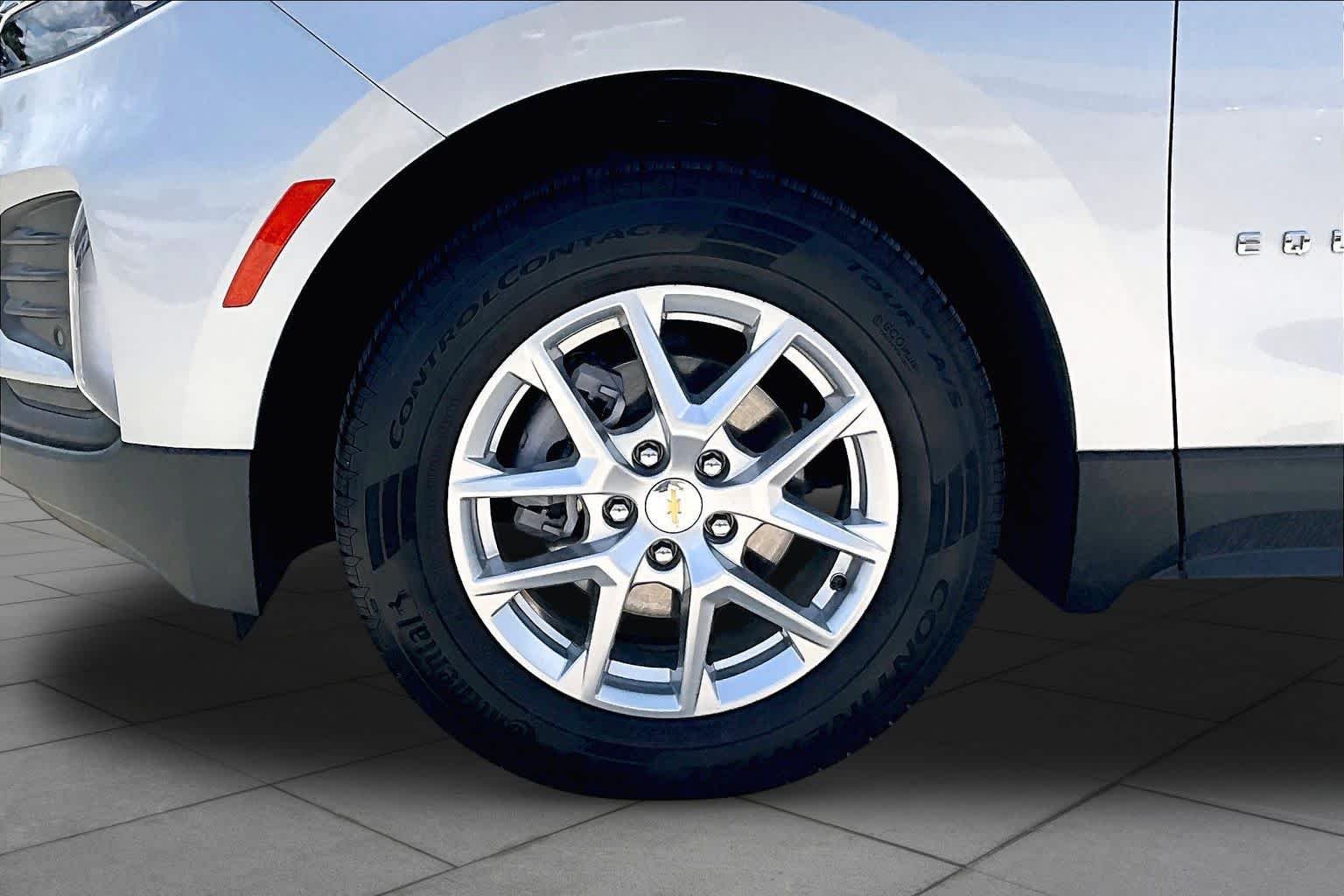 Used 2022 Silver Ice Metallic Chevrolet LT image 10