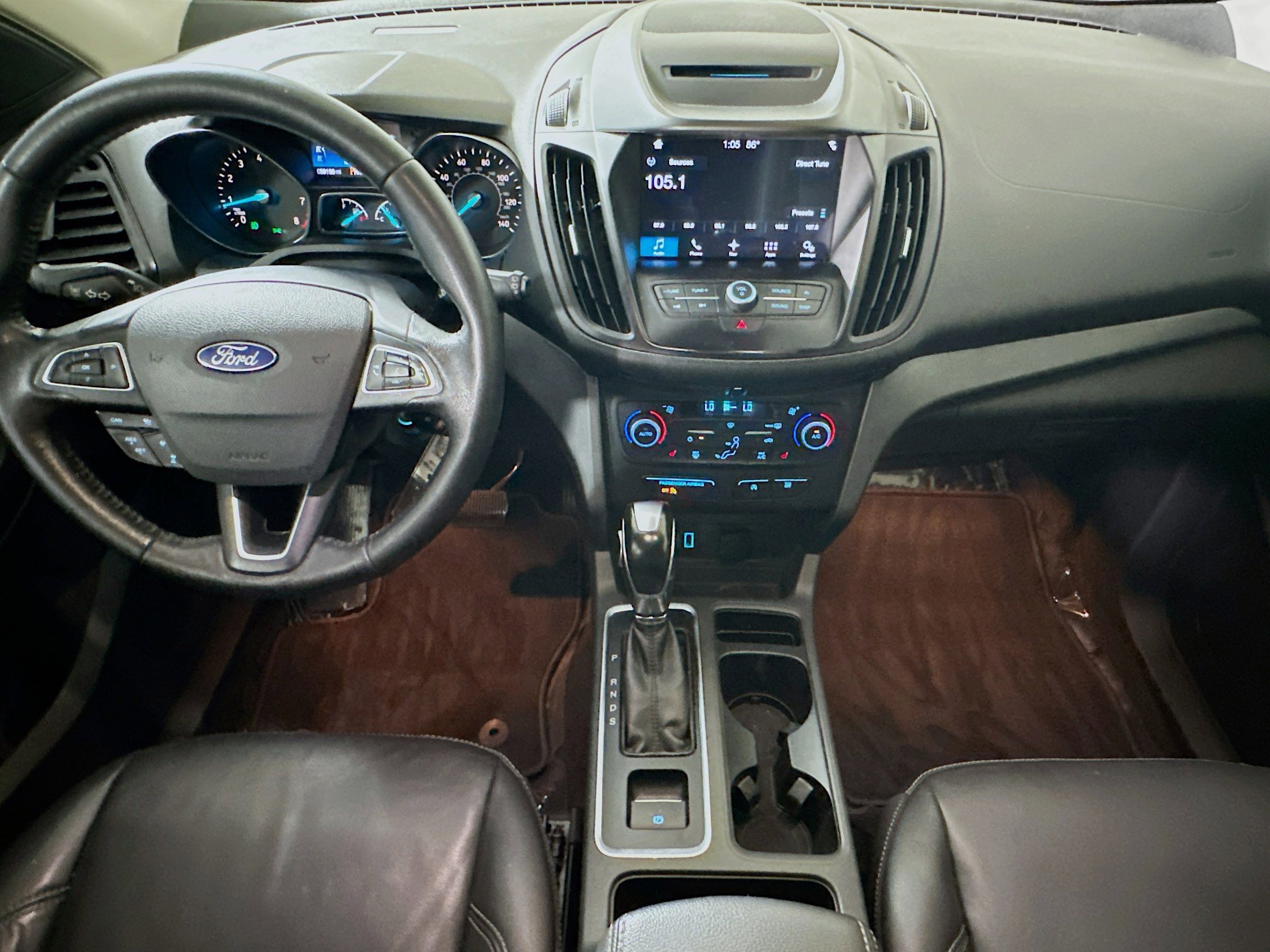 Used 2018 White Gold Metallic Ford SEL image 26
