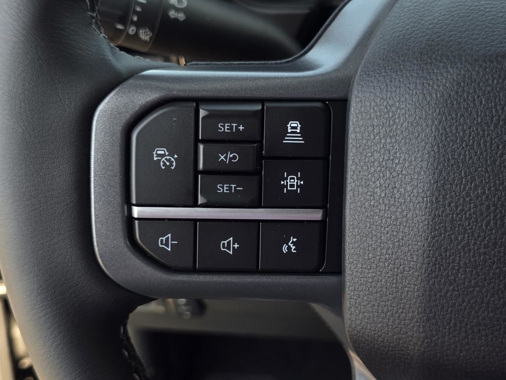 New 2026 Agate Black Metallic Ford F-250® Lariat® image 19