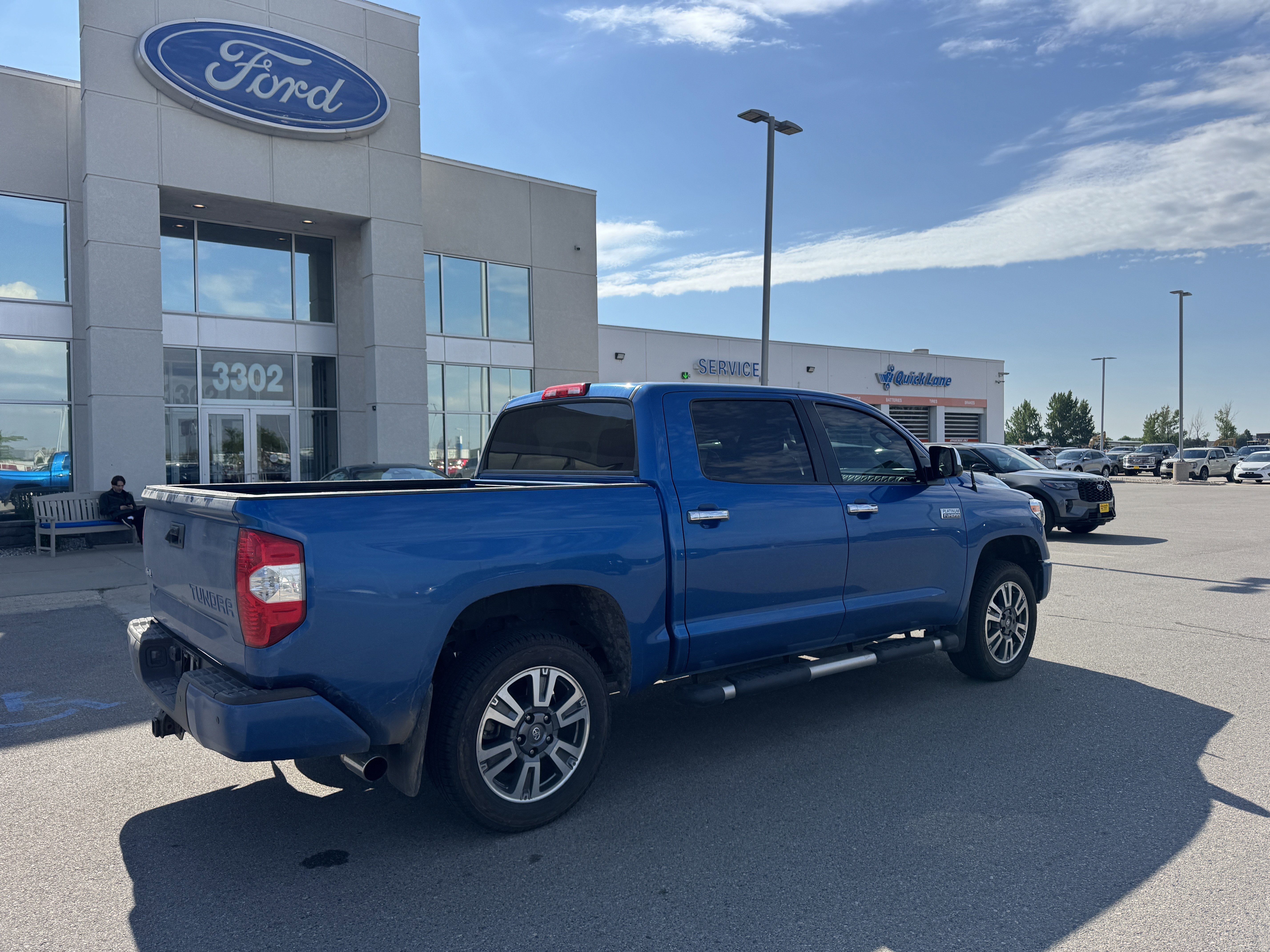 Used 2018 Blazing Blue Pearl Toyota Platinum image 4