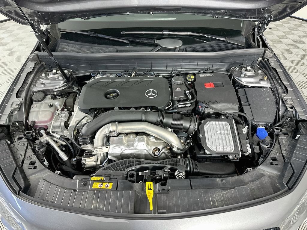 Certified Used 2026  Mercedes-Benz GLB 250 image 30