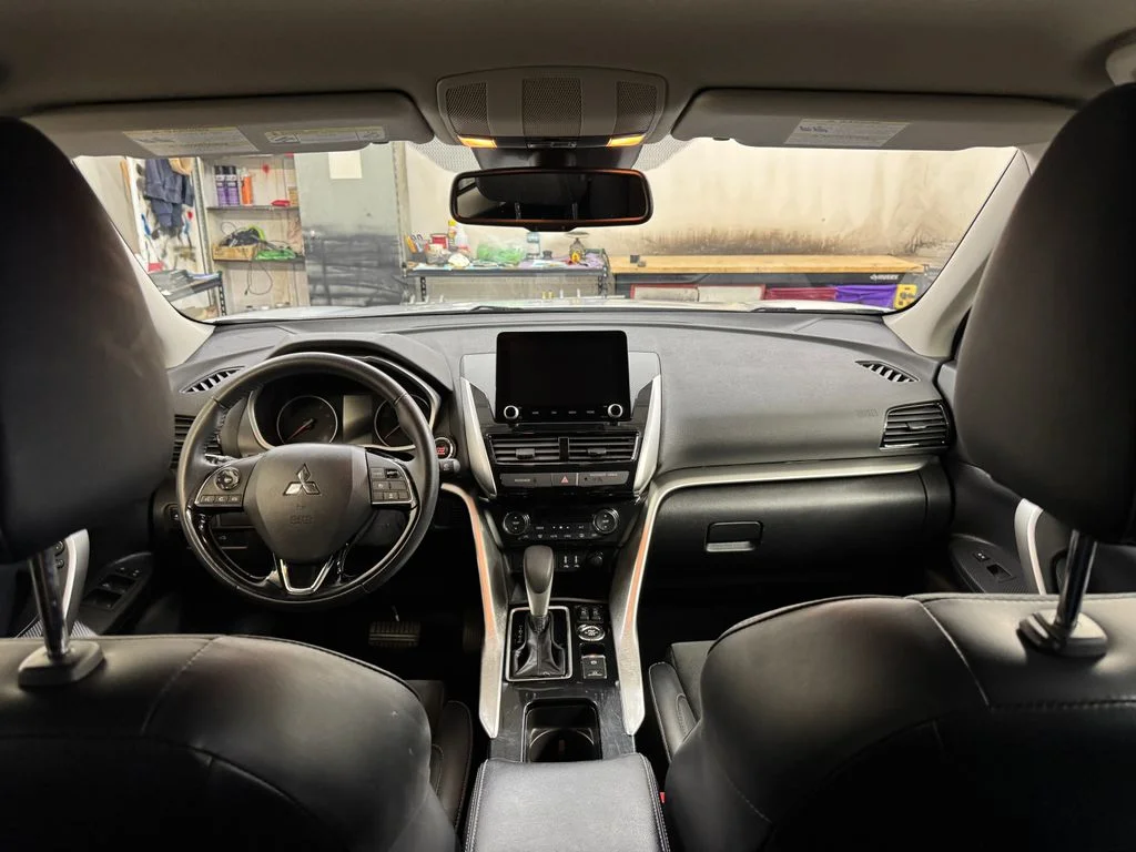 Used 2024 White Mitsubishi SE image 26