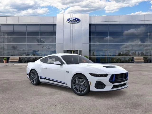 2025 Ford Mustang GT Premium - Photo 7