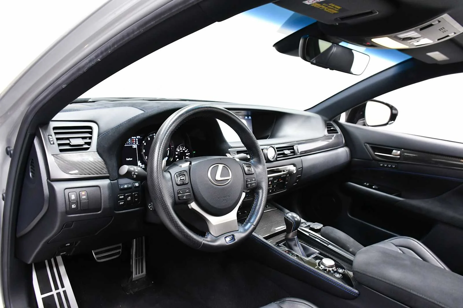 Used 2020 Liquid Platinum Lexus  image 17