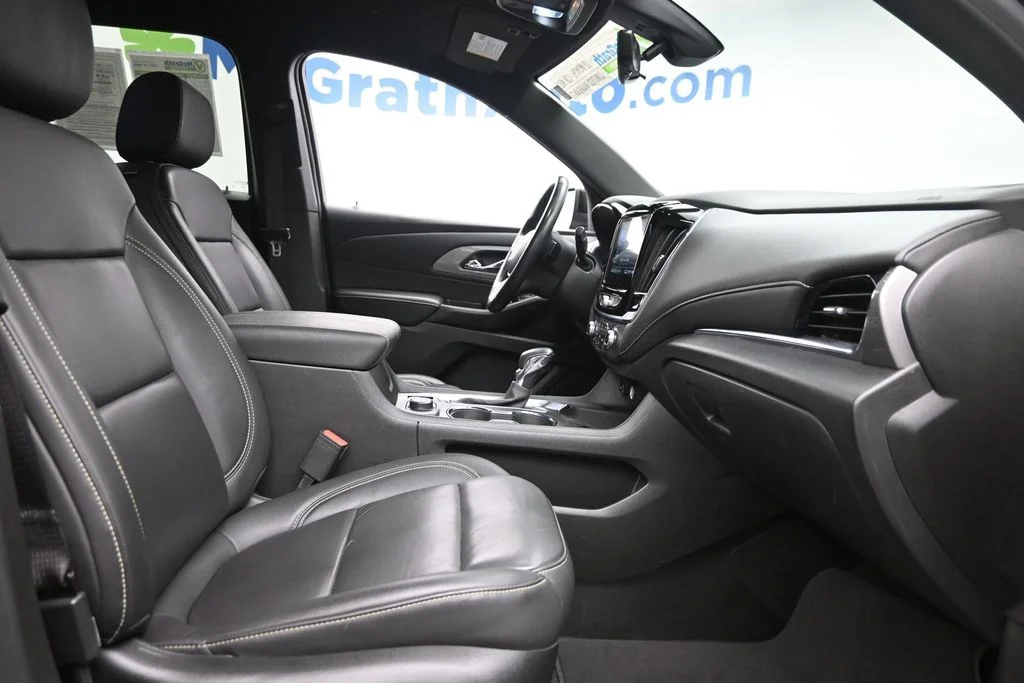 Used 2023 Black Chevrolet LT Leather image 9