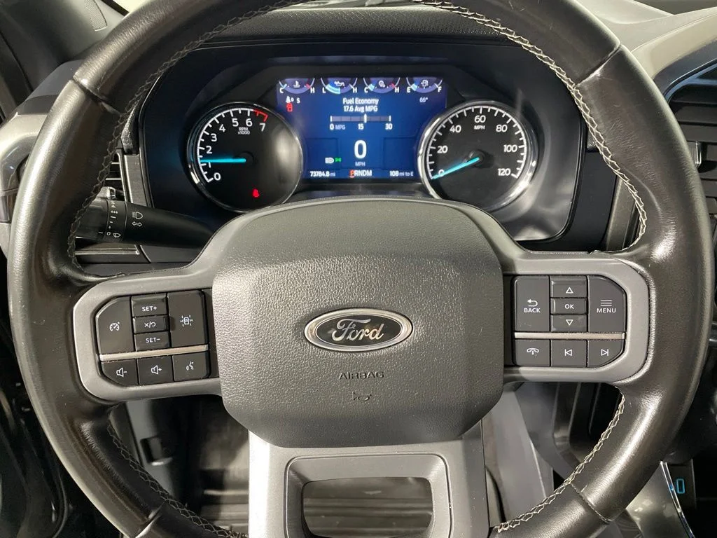 Used 2023 Agate Black Metallic Ford XLT image 15