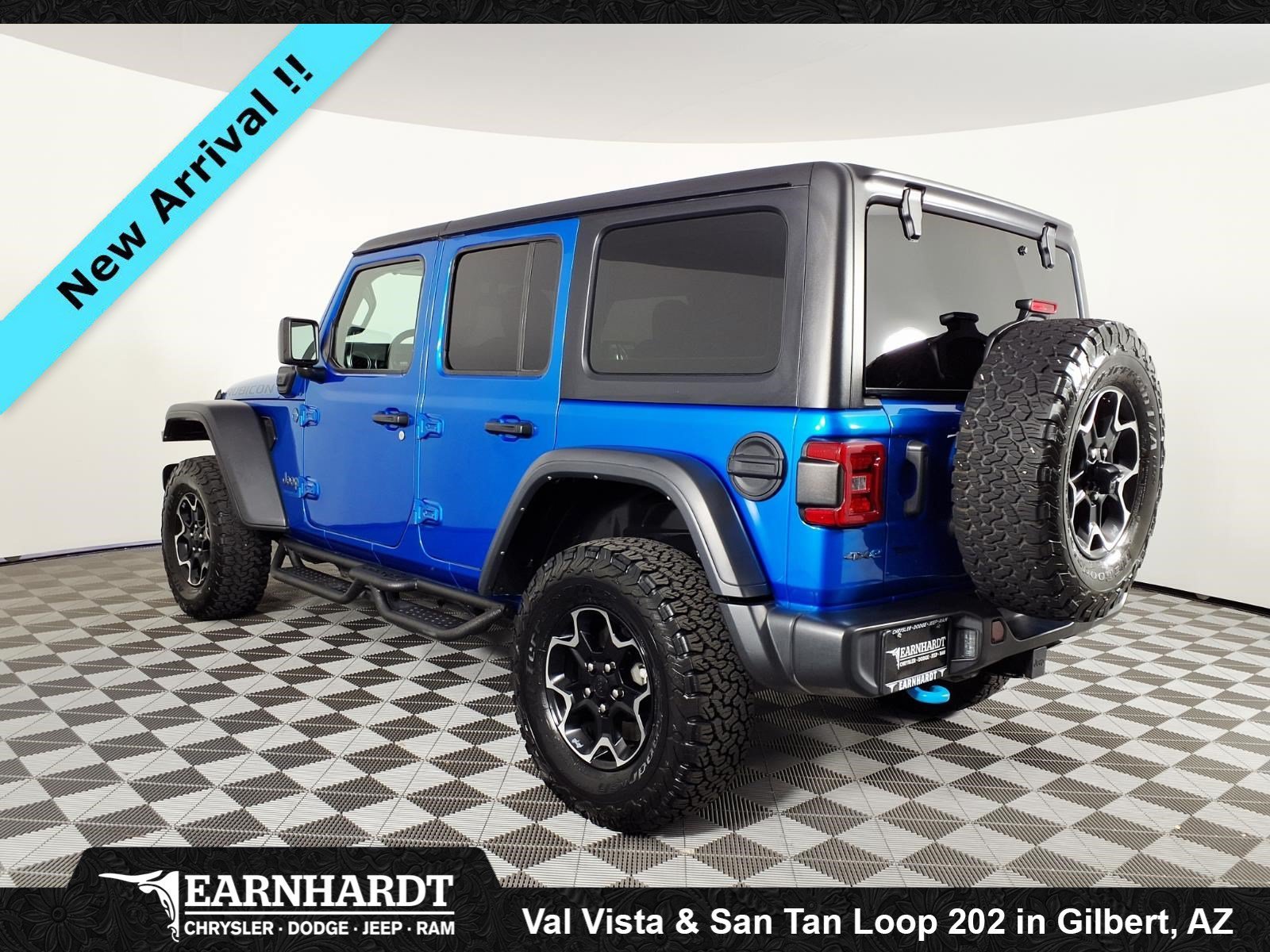 Used 2021 Hydro Blue Pearlcoat Jeep Unlimited Rubicon image 6