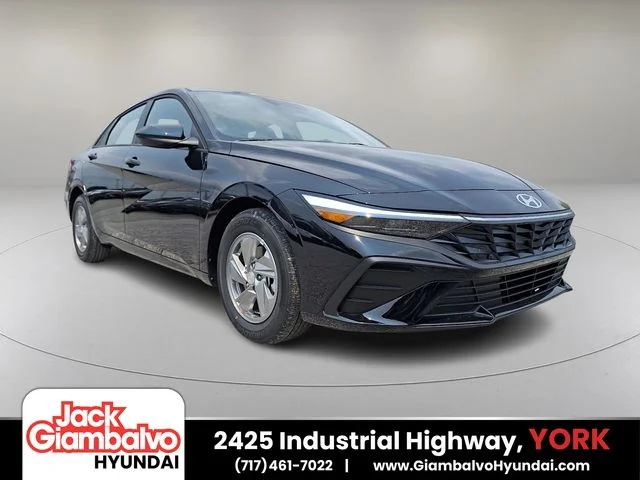 New 2026 Black Hyundai SE image 1