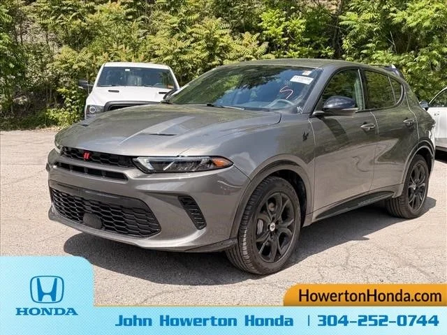 Used 2024 Gray Dodge R/T image 9