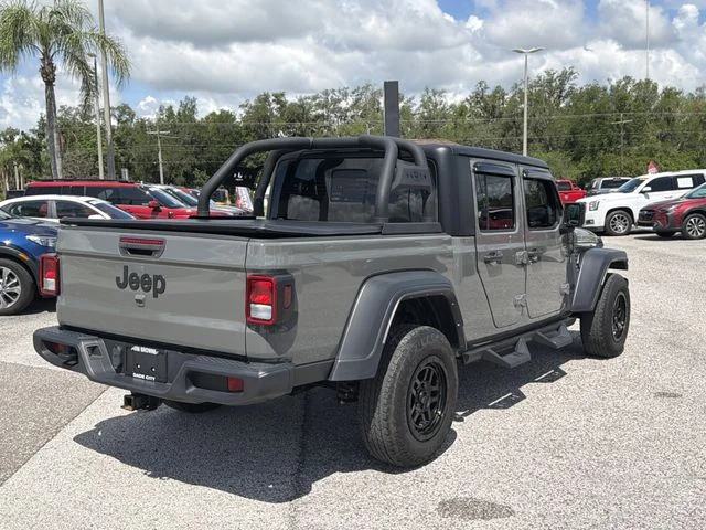 Used 2023 Gray Jeep Sport image 4