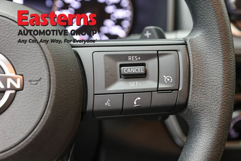 Used 2023 White Nissan S image 15