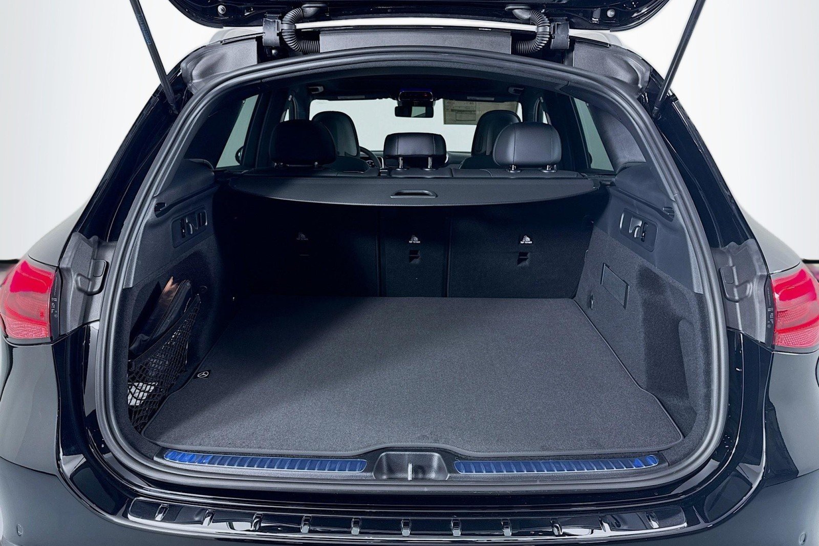 New 2026 Black Mercedes-Benz GLC 300 4MATIC® SUV image 22