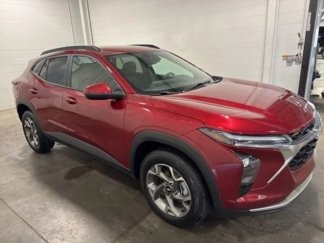 Used 2025 Crimson Metallic Chevrolet LT image 3