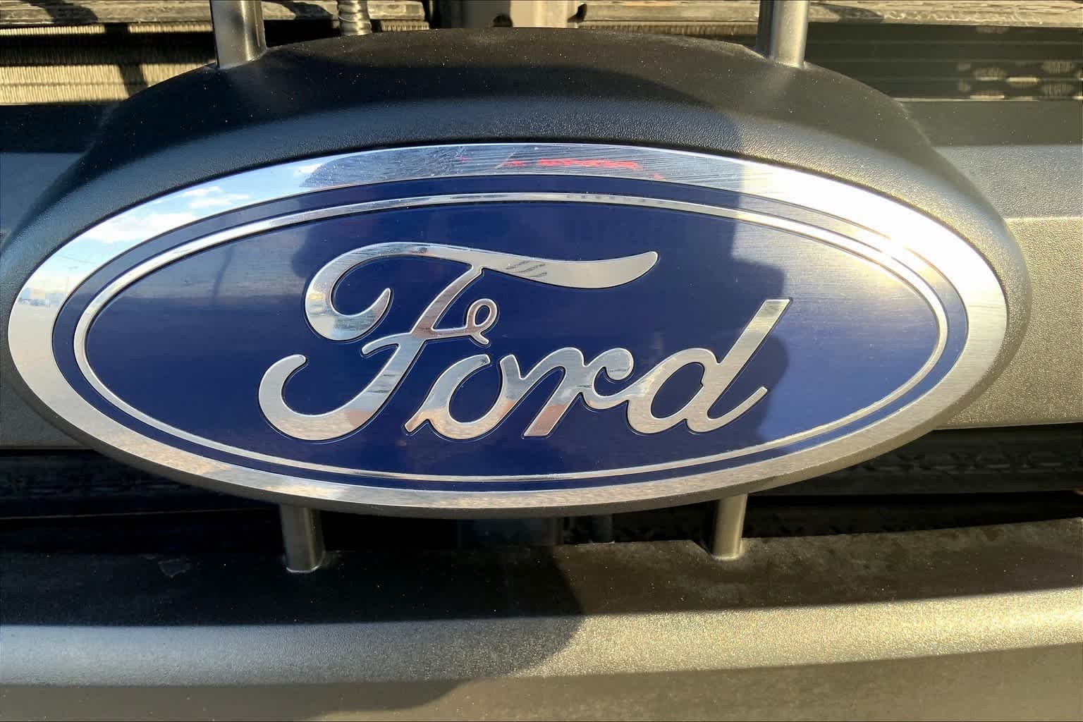 Used 2017 Oxford White Ford XL image 33