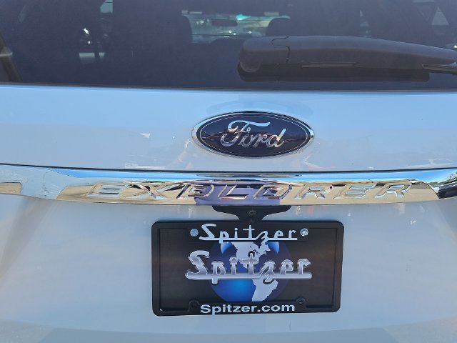 Used 2016 White Ford Base image 46