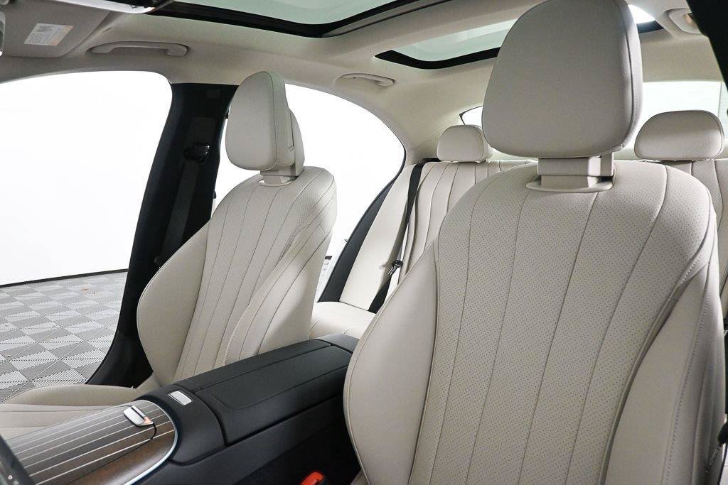 New 2026 Polar White Mercedes-Benz E 350 image 43