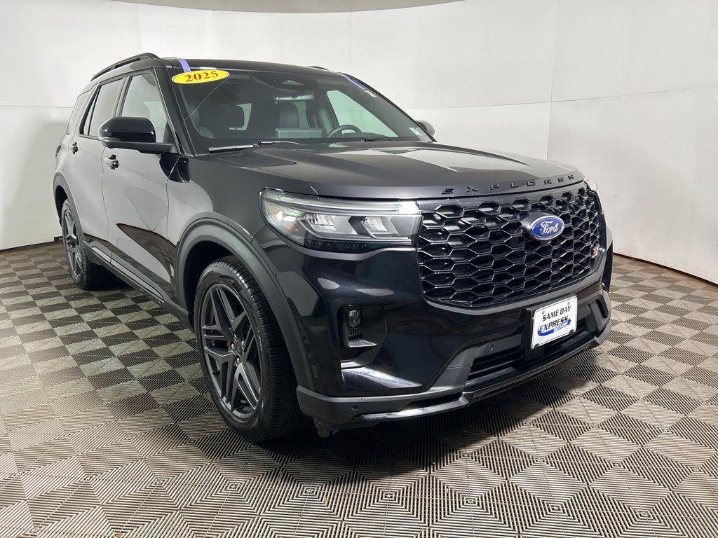 Used 2025 Black Metallic Ford ST image 5