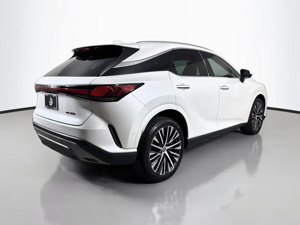 Used 2023 White Lexus 350 Premium Plus image 5