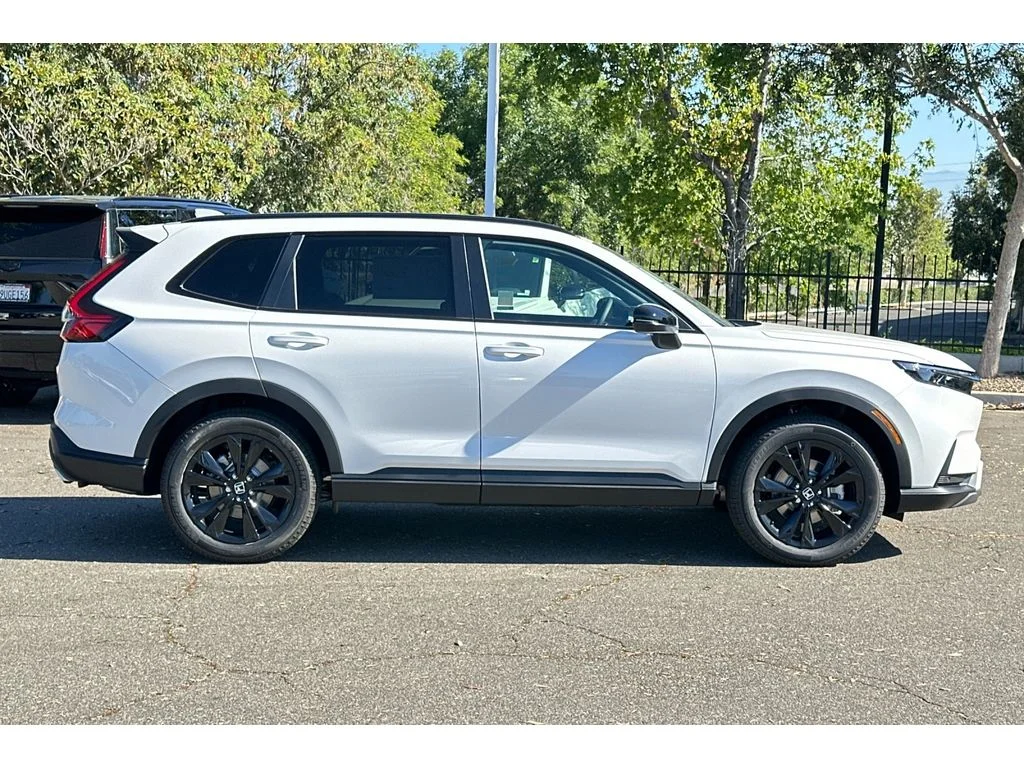 New 2026 Platinum White Pearl Honda Sport Touring image 3