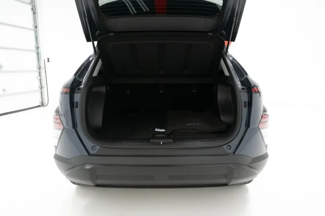 Used 2025 Denim Blue Hyundai SEL Convenience image 8