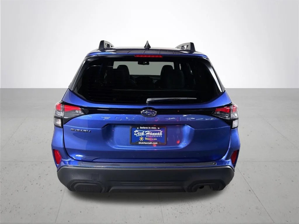 New 2026 DAYBREAK BLUE PEARL Subaru Premium image 7