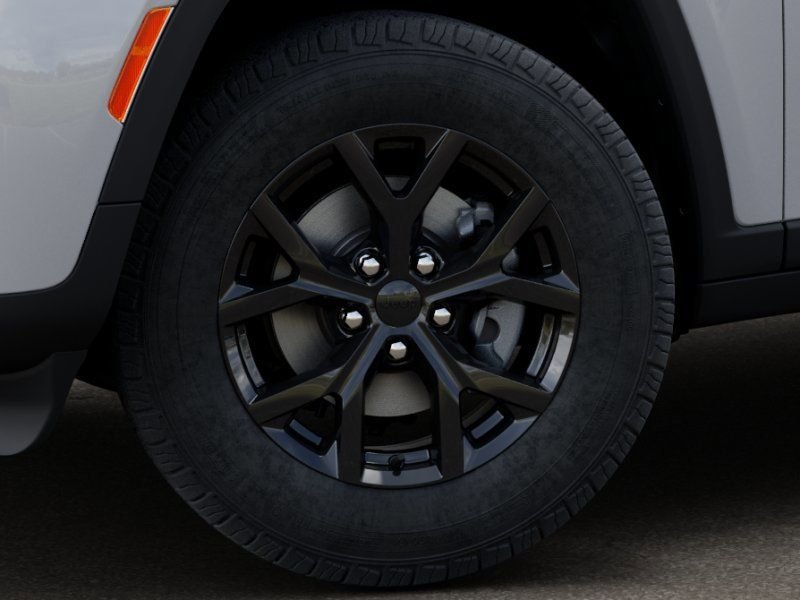 New 2026 Bright White Clear-Coat Exterior Paint Jeep Altitude image 8
