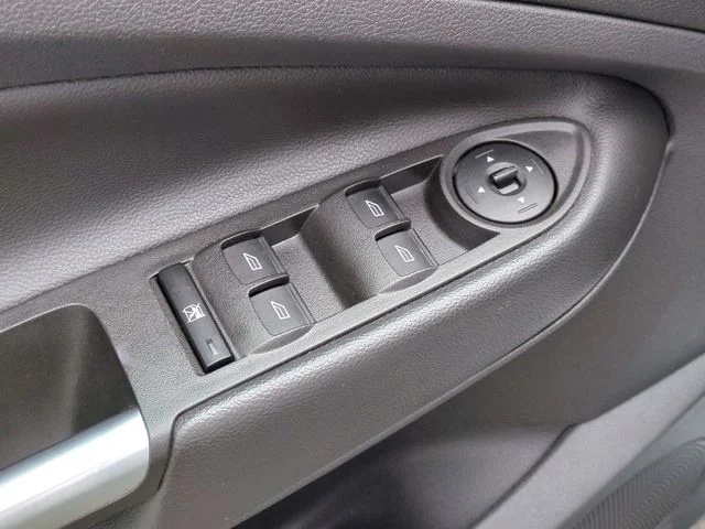Used 2014 White Ford SE image 13