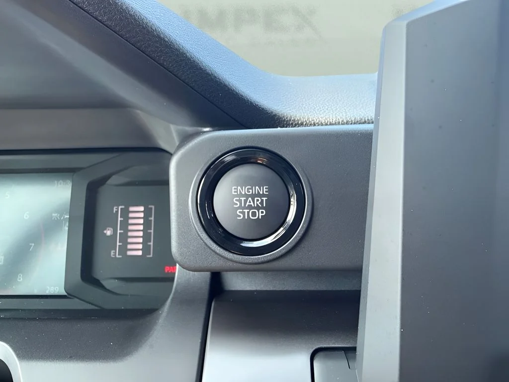 Used 2026  Toyota SR5 image 19