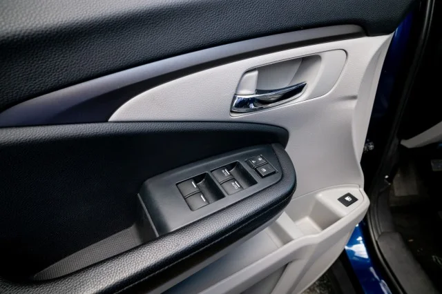 Used 2020 BLUE Honda EX image 15