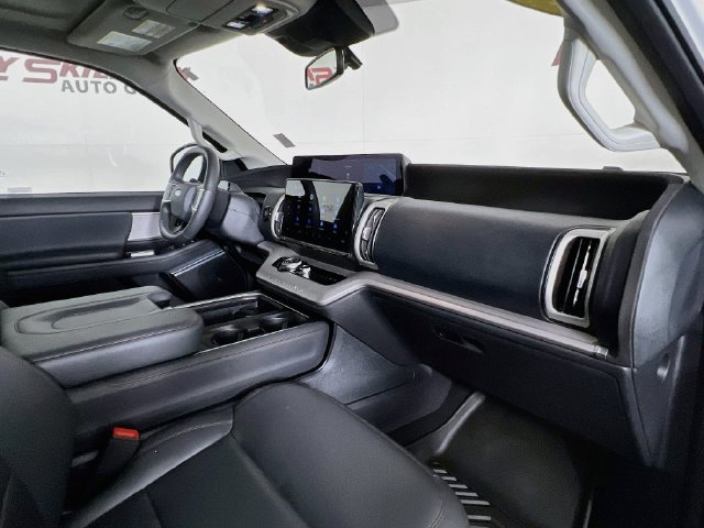 2025 Ford Expedition Active - Photo 42