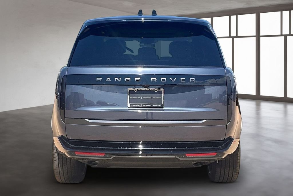 New 2026 Varesine Blue Metallic Land Rover SE image 4