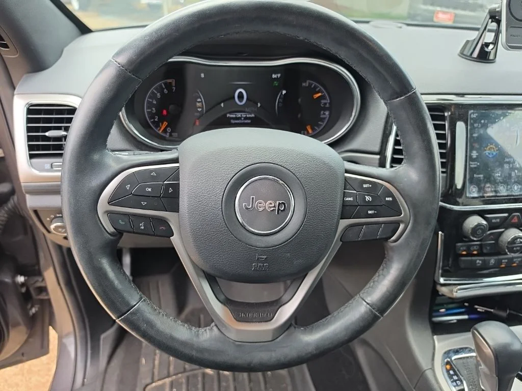 Used 2021 Gray Jeep Laredo X image 20