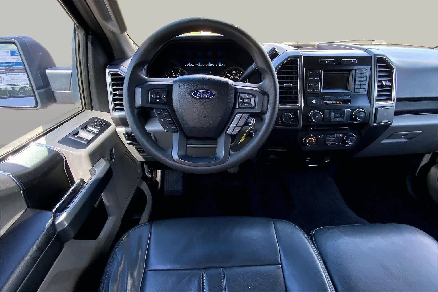 Used 2016 Ingot Silver Metallic Ford XLT image 6