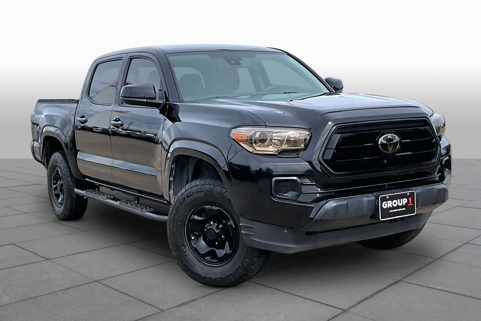 Used 2020 Midnight Black Metallic Toyota SR image 3