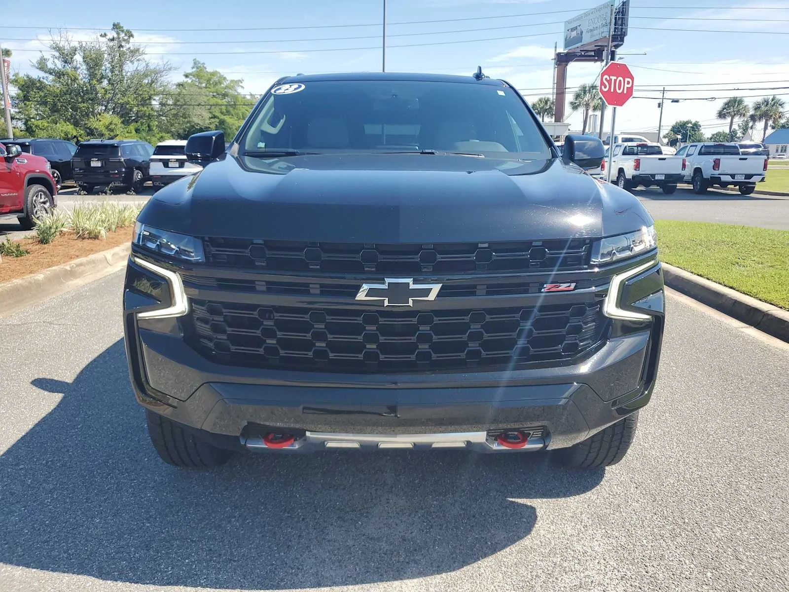 Used 2023 Black Chevrolet Z71 image 9