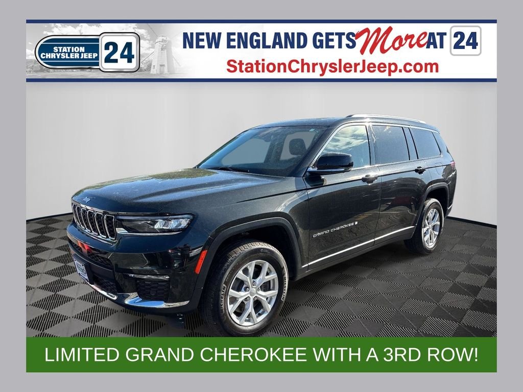 Used 2023  Jeep Limited image 1