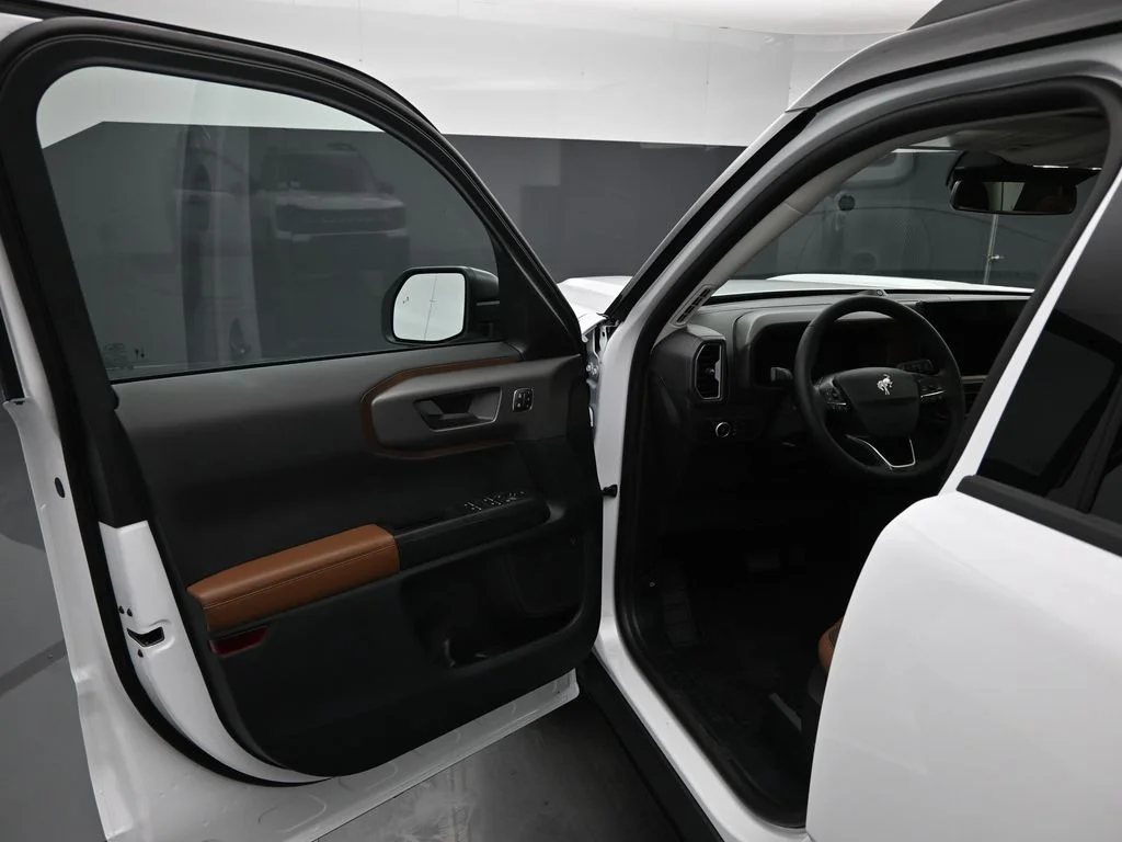 New 2026 Oxford White Ford Outer Banks image 8