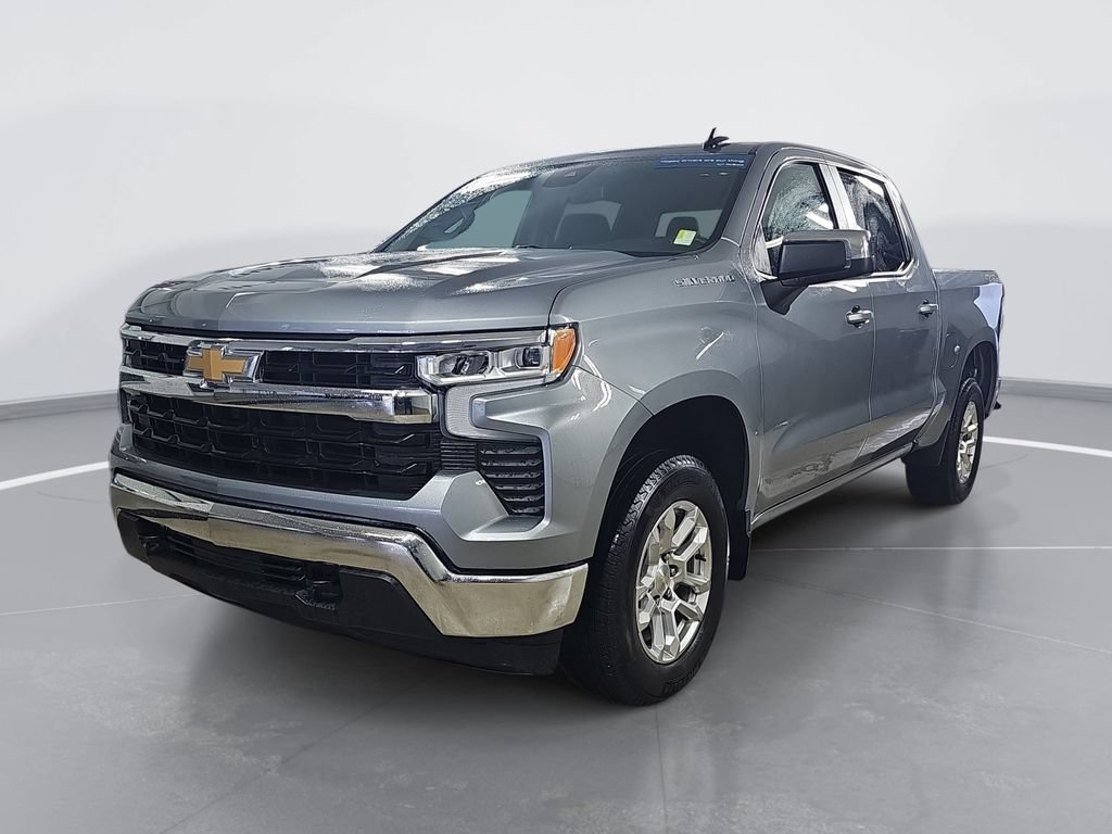 Used 2024 Sterling Gray Metallic Chevrolet LT (2FL) image 9