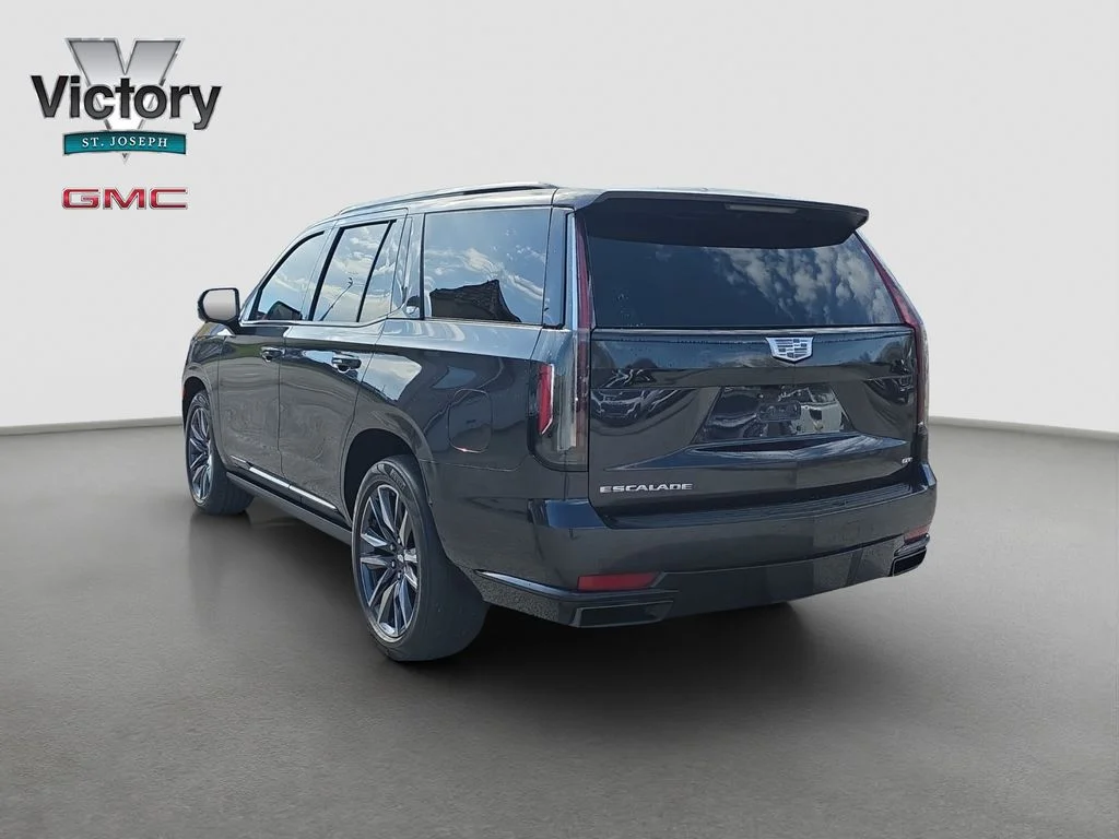 2022 Cadillac Escalade Sport - Photo 15