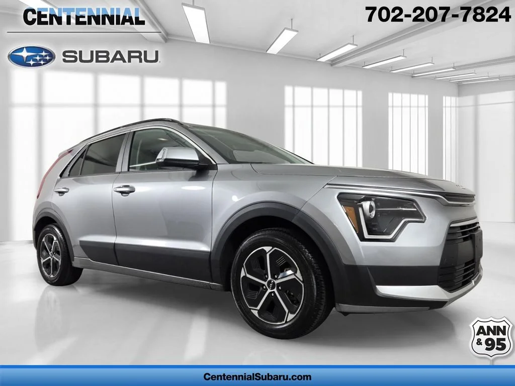 2023 Kia Niro EX HEV's photo