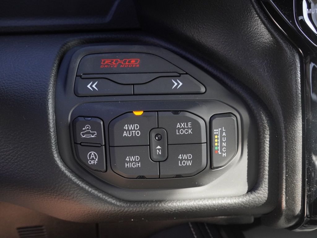 New 2026 Diamond Black Crystal Pearl-Coat Exterior Paint RAM RHO image 16